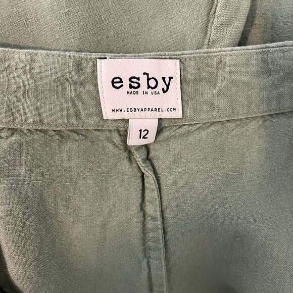 Esby Apparel Sage Green High Rise Pleated Trouser Shorts Women's Size 12 - Picture 6 of 7